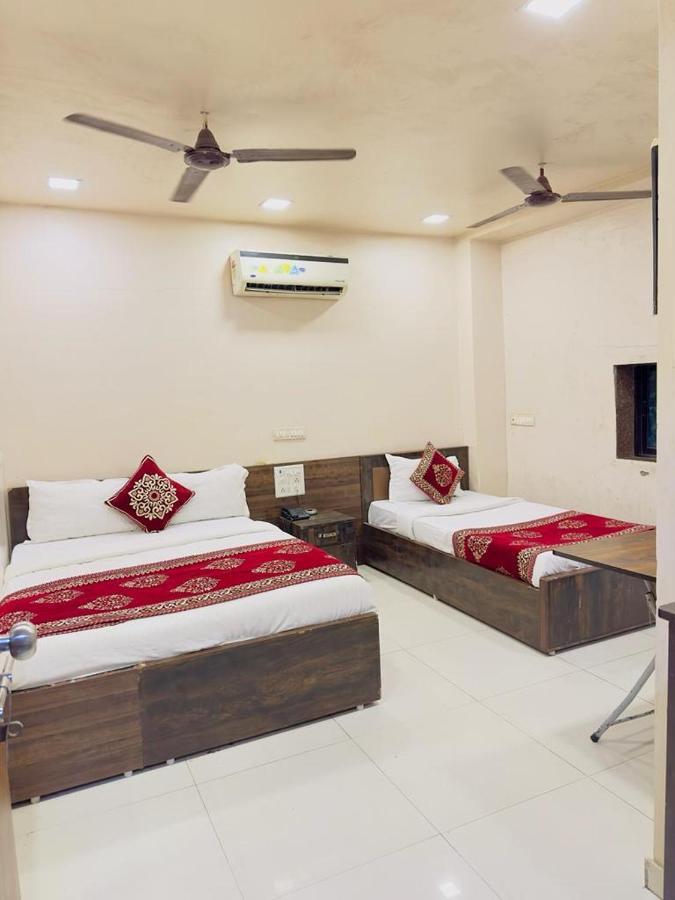 Hotel Lotus Residency - Mumbai, Mumbai