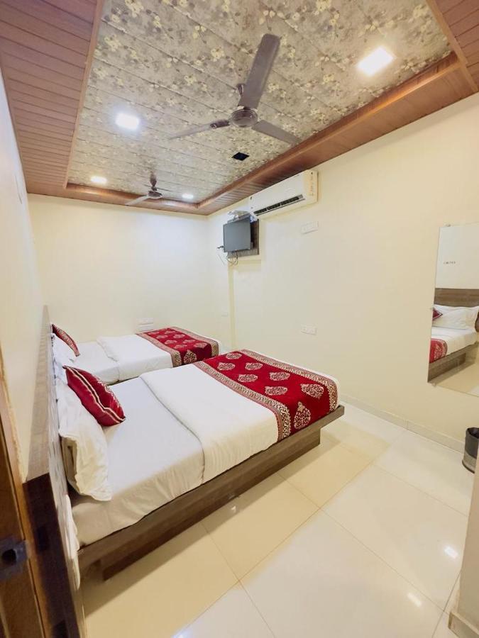 Hotel Lotus Residency - Mumbai — Photos 1
